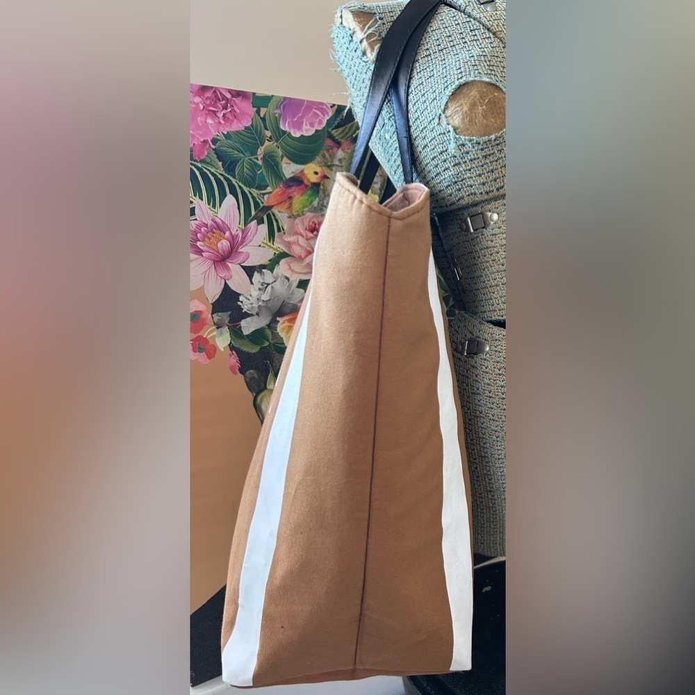 Football Stitch Large Tote Bag / Shoulder Bag. Spacious, well made, charming - Picture 5 of 5